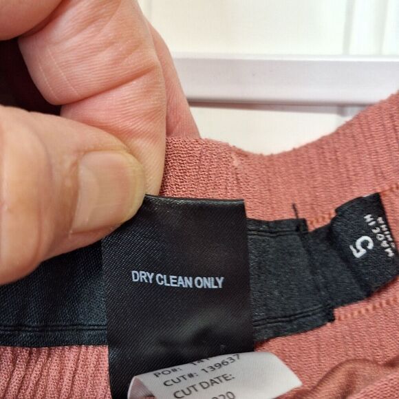 Torrid Womens Size 5 5X Mauve Color Wide Leg Rayon Pull On Pants Lined Tie Belt - Picture 9 of 10